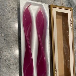 Vintage Fiamma twisted fuchsia candles NWOT
